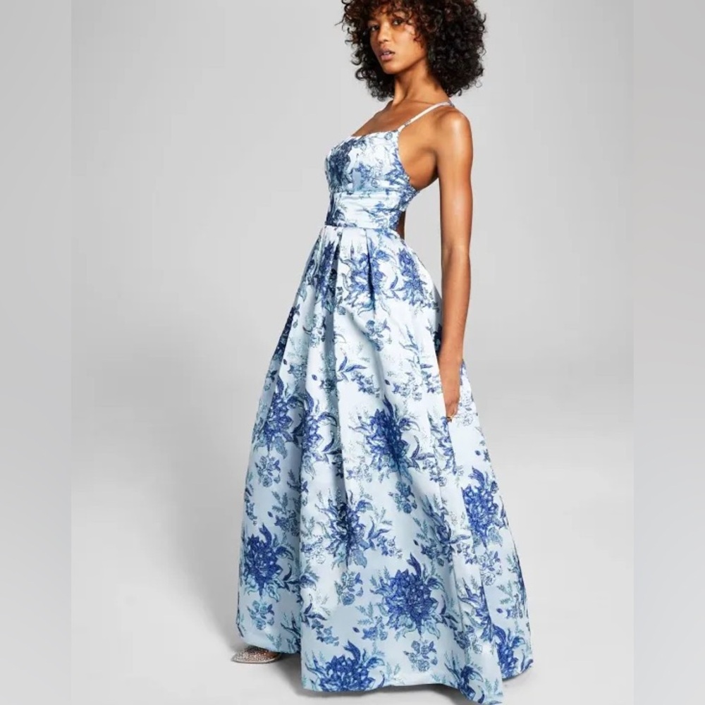 EXCELLENT UC Morgan & Co Long Broccade Box Pleat Ball Gown Spaghetti Straps